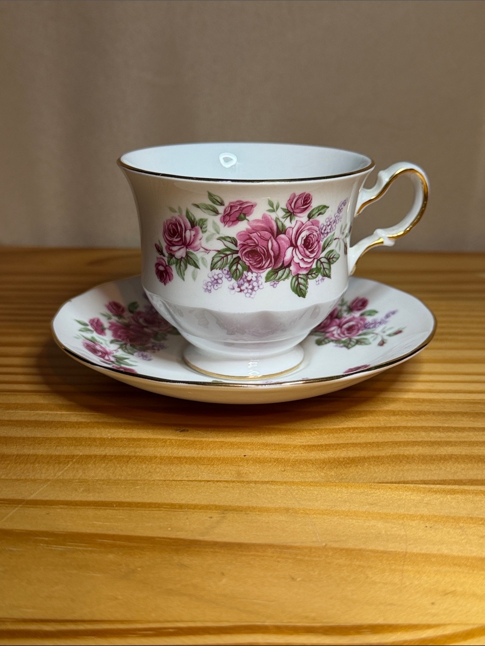 Vintage Queen Anne Teacup Saucer Set Pink Rose Lilac Bone China England 8544